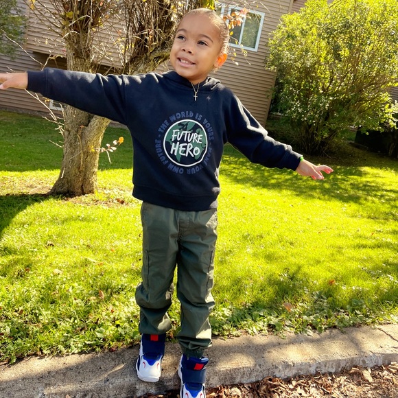 Meet your Posher, Jennifer - Picture 7 of 16